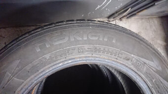 Nokian 195/65 R15 zimni - 3