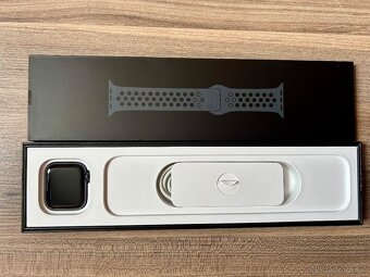 Apple Watch Nike SE - 40mm - 3