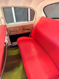 Prodám auto Volga Gaz 21 z roku 1970. Auto je v dobrém stavu - 3