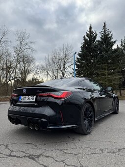 BMW M4 Competition - 3