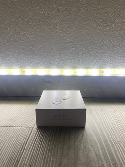 Airpods 4 generace - 3