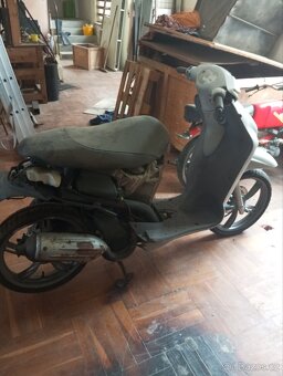 Peugeot skútry - 3