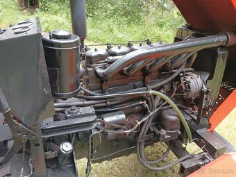 Traktor Zetor 67 - 3