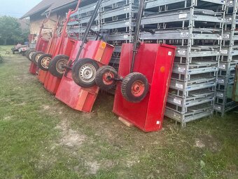 Prodám vozíky za malotraktor TERA VARI - 3