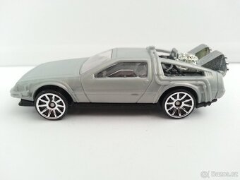 UNIVERSAL STUDIOS-BACK TO THE FUTURE-TIME MACHINE-POZRI FOTO - 3