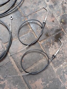 Lanka a brzdové hadice Harley Breakout fxsb 2015 - 3