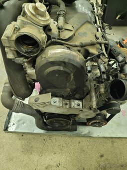 Motor 1.9 tdi 77kw  Typ - BXE - 3