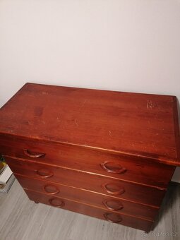 Komoda - 3