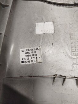 Škoda Superb 2 pravý,levý sloupek - 3