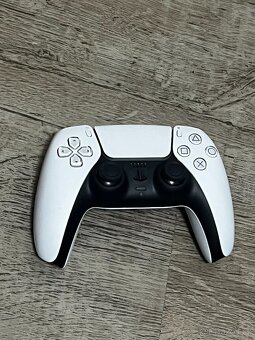 PS5 slim, digital - 3