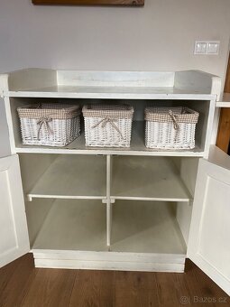 Přebalovací pult - 3