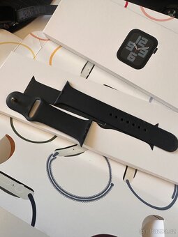 Apple Watch SE 2024 - 3