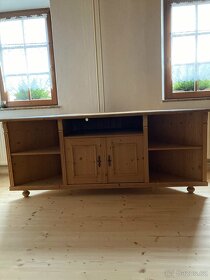 Stolek pod TV - 3