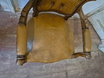 KOŽENÉ KŘESLO LUDVÍK - CHESTERFIELD - 3