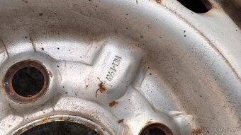 DISKY R13 ET38 4.5J S PNEU 165/70 R13 - 3