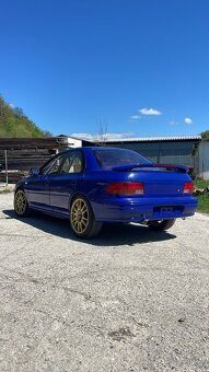 Subaru Impreza 555 - 3