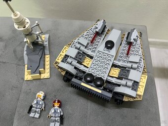LEGO Star Wars 75204 - 3