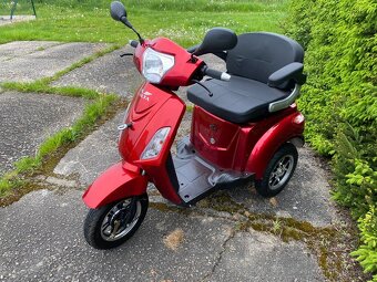 Elektrický invalidní tříkolový skútr pro seniory - 3