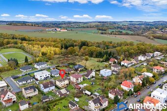 Prostorný byt v rodinném domě se zahradou - 3