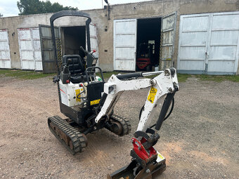 Minibagr Bobcat E10z - 3