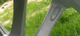 Mercedes E-Klasse V klasse W213 A238 C238 S213 19 245/45 R18 - 3