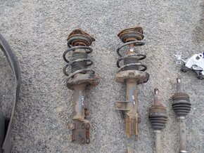 Díly podvozku Hyundai i30 1.4 80kw  r.v. 2011 - 3
