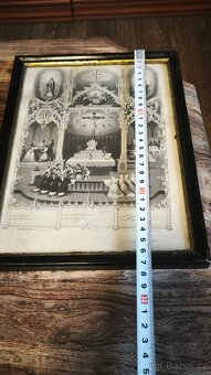 Staré svaté obrázky a soška. - 3