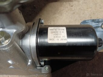 Honda Accord 7G combi - motor kufru 0890010-A - 3