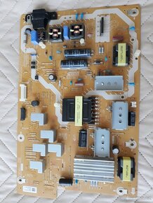 Zdrojové desky pro TV Panasonic. - 3