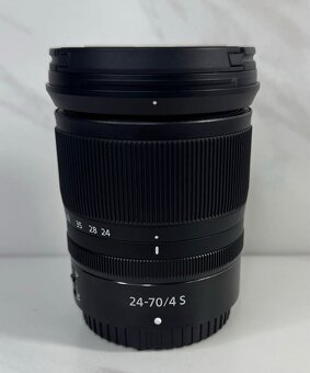 Nikon Nikkor Z 24-70mm f/4 S - 3