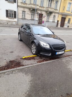 Prodám opel insignia 2.0 118/4 000 (A) Sports/Tourer - 3