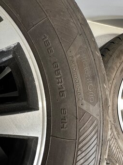 Kormetal 5x114,3 R15 195/65/15 Good Year - 3