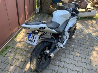 Yamaha yzf 125 r - 3