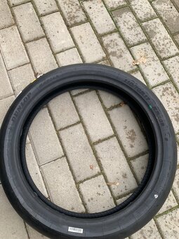 Slick Dunlop 110/70/17 - 3