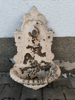 Starožitná litinová výlevka, umyvadlo - 3