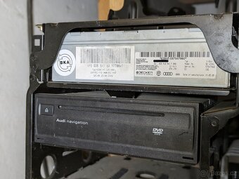 Audi A6 C6 DVD jednotka, zesilovač, rádio jednotka - 3