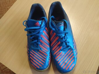 Dětské sálovky Adidas ,velikost 5,5 (38 2/3) - 3