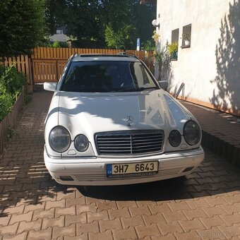 Mercedes Benz 210 E300 TD avantgarde, r.v. 1998 - 3