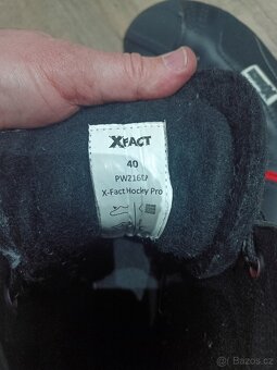 Brusel XFact vel. 40 - 3