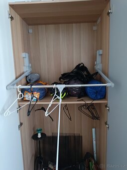 Šatní skříň - 3