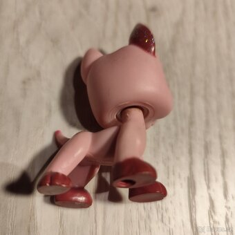 LPS doga - 3