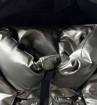 Krásná nová zimní bunda - 3