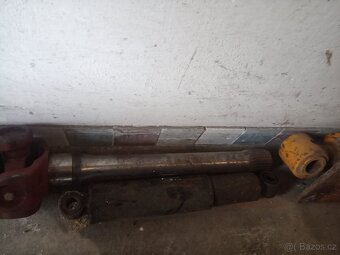 Tatra 148 přední kloubový hřídel - 3