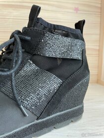 Boty / tenisky Tamaris 39 na klínku - 3