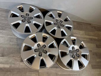 4x ALU KOLA AUDI - 7,5x18" ET53 5x112 - 4L0601025BG - 3