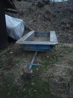 Prodám káru domu vyrobenou za mf - 3