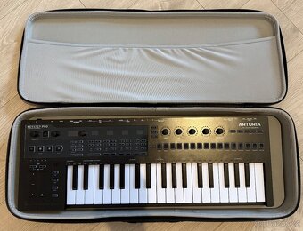 Arturia keystep pro - special chroma edition - 3
