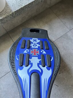 Waveboard / Caster board modrý s křížem - 3