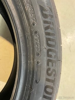 Prodám letní pneu Bridgestone 225/50 R19 - 3