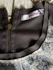 Hnědé šaty Desigual vel. L - 3